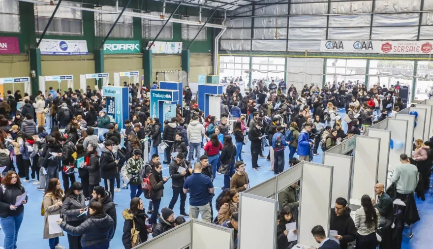 Expo Empleo BA: más de 14.800 personas y 100 empresas se reunieron en La Rural