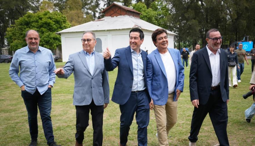 ¿Nuevo espacio de intendentes? Leo Nardini reunió a referentes del peronismo bonaerense