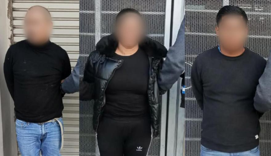 Tres colombianos fueron detrás de un Mercedes para robarlo y cayeron al intentar abrirlo
