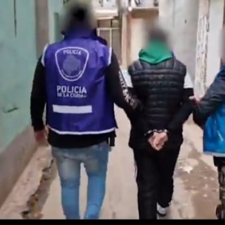Una menor denunció la identidad de su abusador a través de una carta escrita con símbolos