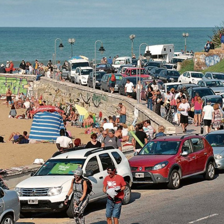  Fin de semana largo: se movilizaron 1,4 millones de turistas