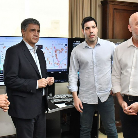 Echaron al jefe y al subjefe de la Policía de la Ciudad tras la fuga de 17 presos en Liniers