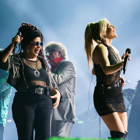 La Delio Valdez estrena su video en vivo junto a integrantes de los Fundamentalistas del Aire Acondicionado