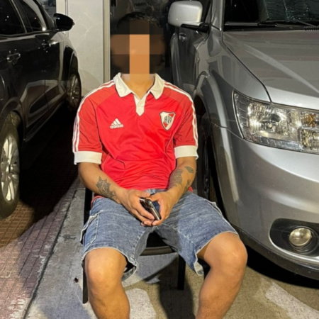 Un prófugo buscado por el secuestro de dos menores fue detenido por ir a ver a River al Monumental