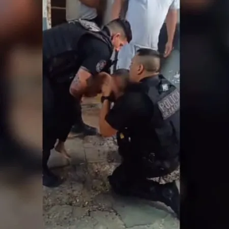 Policías de la Ciudad le salvaron la vida de un menor que se había atragantado