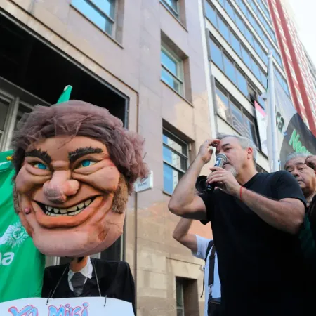 ATE marcó la cancha para las paritarias: "Tenemos que evitar que negociaciones se conviertan en una payasada"