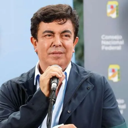 Fernando Espinoza irá a juicio oral por abuso sexual y desobediencia