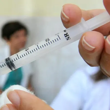 Comienza la campaña de vacunación contra la gripe en todo el país