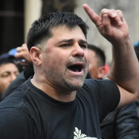 Detuvieron al líder de la Uocra que participó de la pelea entre barras de Estudiantes y Gimnasia