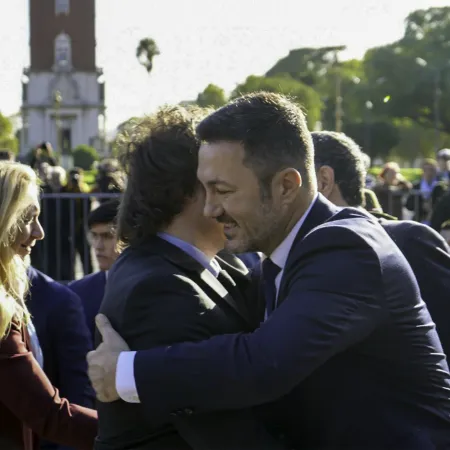 Unión por la Patria va por Petri: buscarán interpelarlo por el rol de la Armada