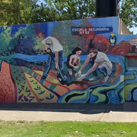 Un alumno amenazó a otro con un arma de juguete en una escuela de Villa Elisa