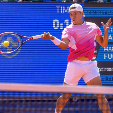 El tenista argentino Sebastián Báez se clasificó a la final del ATP de Bucarest