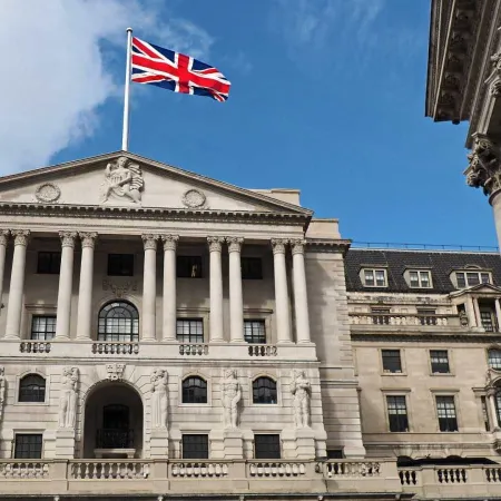 El Banco de Inglaterra se prepara para recortes más rápidos tras los aranceles de Trump