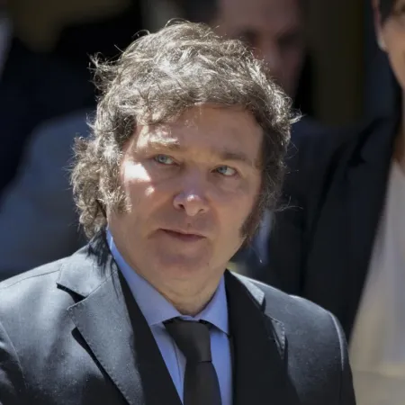 La advertencia de Milei al PRO por Ficha Limpia