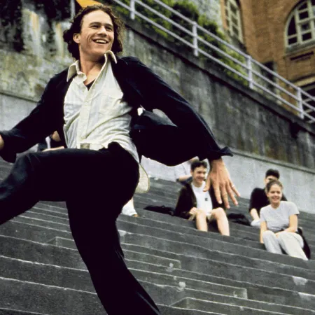 Confirmaron ¡tres! secuelas para una de las películas emblema de Heath Ledger