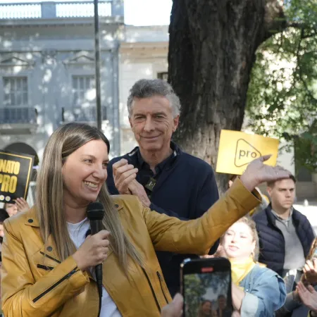 Mauricio Macri y Silvia Lospennato salieron de campaña por la Ciudad