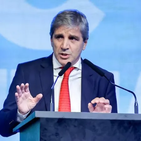 Caputo: "Veremos importantes bajas de precios"