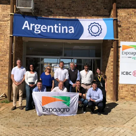 Fábricas argentinas de maquinaria agrícola buscan nuevos mercados en Sudáfrica