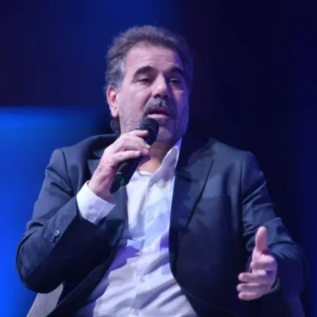“Trabajamos para un frente común con LLA, sin traspaso de dirigentes”, aseguró Cristian Ritondo