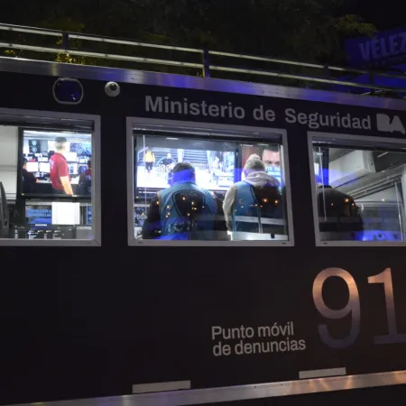 En los recitales de Lali y Los Piojos se labraron unas 500 actas contravencionales