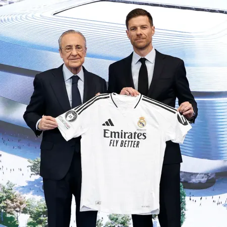 Tras la salida de Ancelotti, Xabi Alonso asumió como técnico del Real Madrid