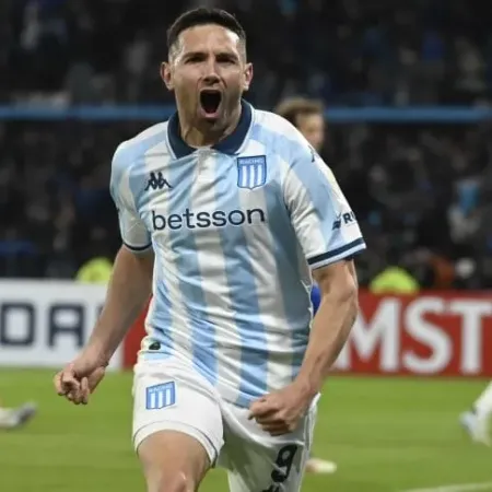 Racing le ganó a Fortaleza y terminó primero en el Grupo E de la Copa Libertadores