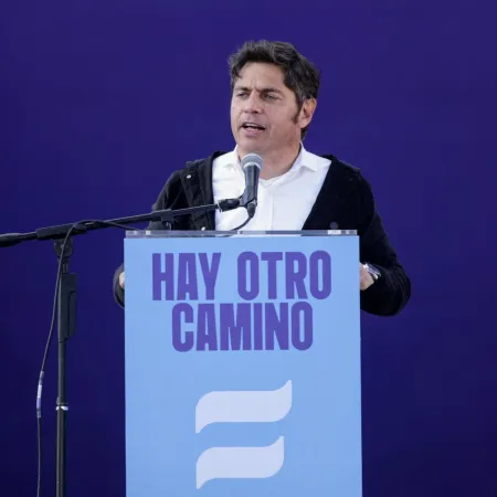 Kicillof lanzó el Movimiento Derecho al Futuro: “Hoy la discusión es FMI o pueblo”