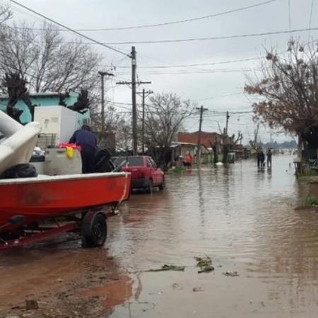 Inundaciones en Campana: “El arroyo de 15 metros ahora tiene un kilómetro”
