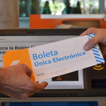Cómo se utiliza la Boleta Única Electrónica en las elecciones porteñas