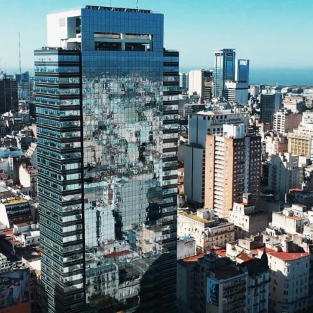 Un edificio de oficinas porteño convierte sus residuos en tierra fértil