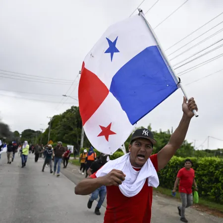 Panamá de José Raúl Mulino defiende el orden ante protestas radicalizadas