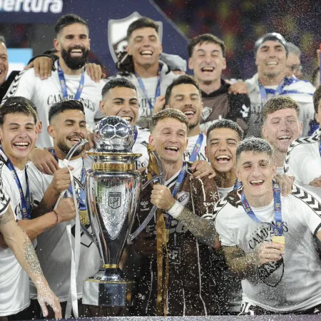 ¿Cuánto dinero le dio la AFA a Platense por ser campeón y cuánto ganan en otras ligas?
