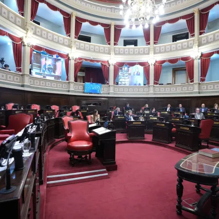 Freno a la reelección indefinida en la Legislatura bonaerense: se cayó la sesión por falta de quórum