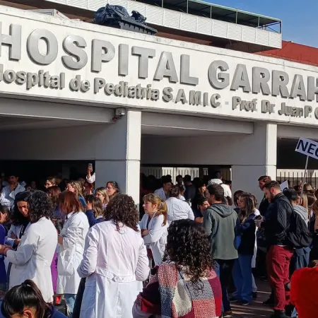 El personal del Garrahan volverá a movilizarse hoy hacia Plaza de Mayo