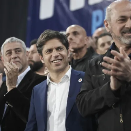 Intendentes bonaerenses se alinean con Cristina Kirchner y denuncian “proscripción”