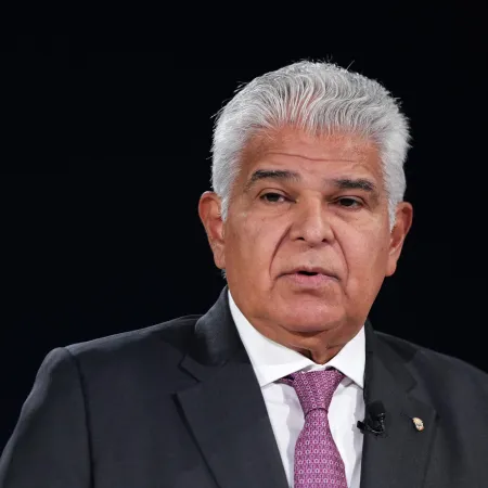 Mulino desafía a Estados Unidos y se planta ante la presión por su relación con China