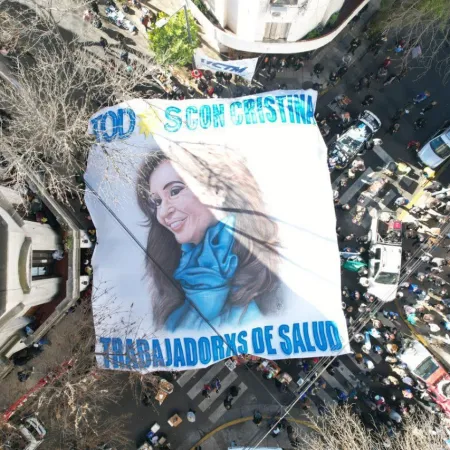 Confirmaron la movilización por Cristina: "17 de octubre" y el video de Mayra Mendoza del 2015