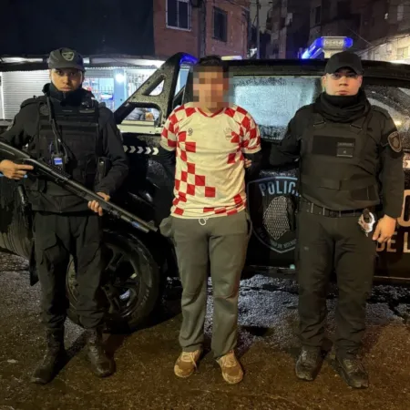 Cayó “el Croata” del barrio 1-11-14 con cocaína, pasta base y marihuana