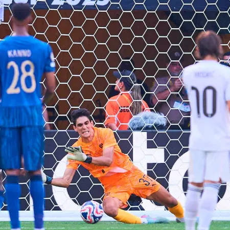 Sorpresa mundial: el Al-Hilal le empató al Real Madrid con una notable actuación del arquero Bono