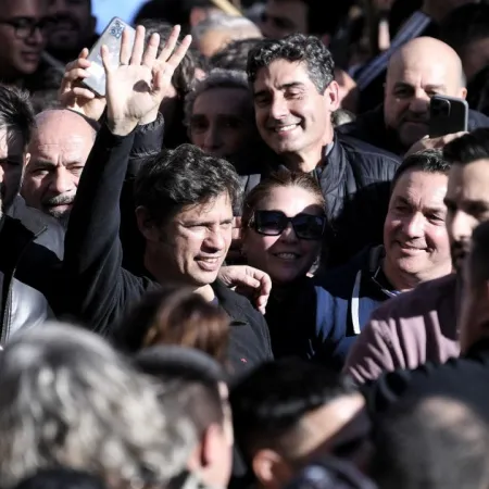 Axel Kicillof insistió con "lista conjunta" en el PJ y calificó de "golpe autoritario" la condena a CFK