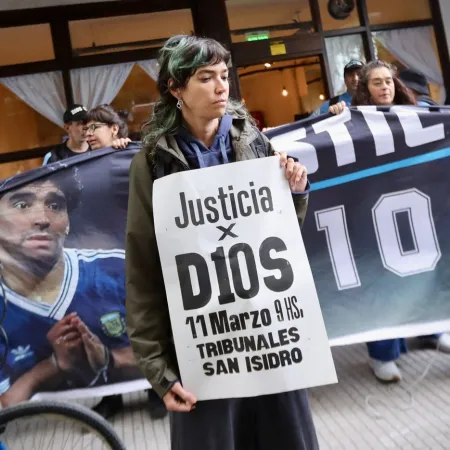 Se definió el nuevo tribunal que juzgará a los acusados por la muerte de Maradona