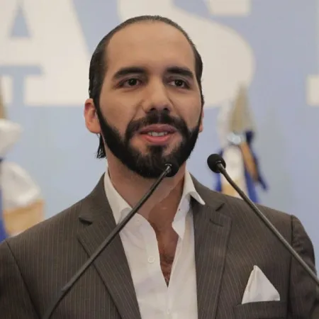 Cuarenta periodistas abandonan El Salvador mientras Nayib Bukele prioriza la seguridad