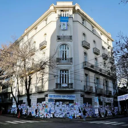 Cristina, la plaza y el tiempo que se escapa