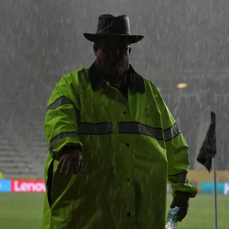 Las altas temperaturas y las tormentas eléctricas complican al Mundial de Clubes