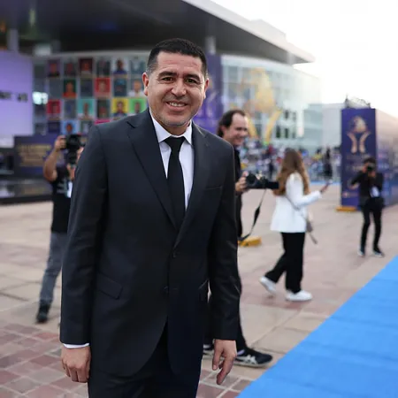 En la previa al partido con Auckland City, Boca saludó a Riquelme por su cumpleaños