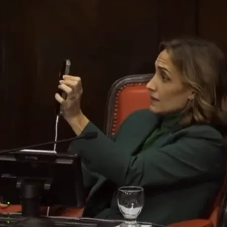 Tras su show para voltear las reelecciones indefinidas, Arietto ahora sugirió escrachar a Daletto