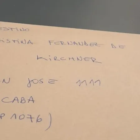 Exfuncionaria de La Cámpora le escribió una carta a Cristina, no le llegó y el Correo dio una insólita razón