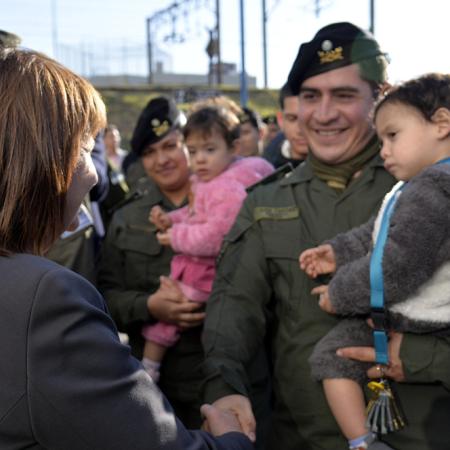 Patricia Bullrich entregó 160 viviendas a las fuerzas de seguridad en Avellaneda