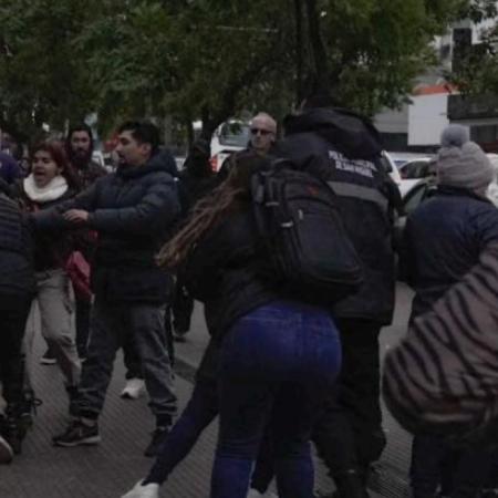San Miguel: Afirman que el Municipio envió a la Policía Local para frenar asistencia a personas en situación de calle