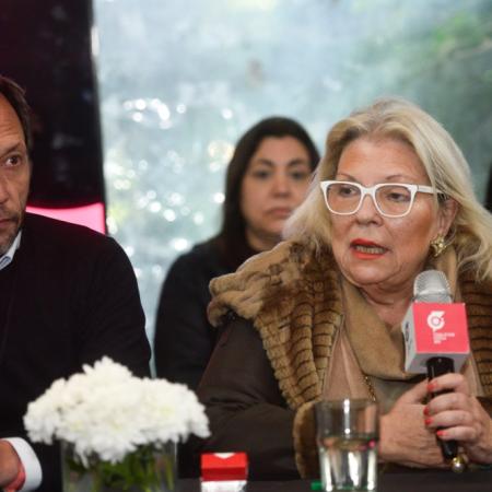 Carrió cruzó a Milei con dureza: “Es evidente que se siente un mandril”